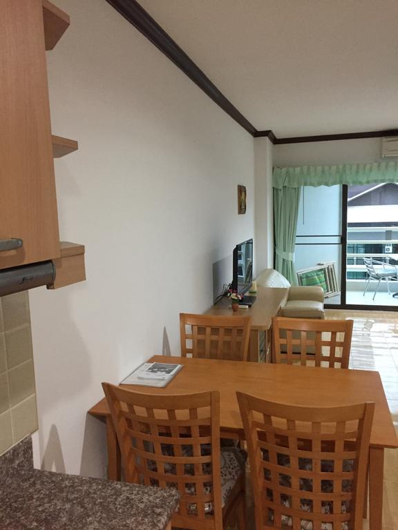View Talay 5 At Nong Apartment Pattaya Buitenkant foto